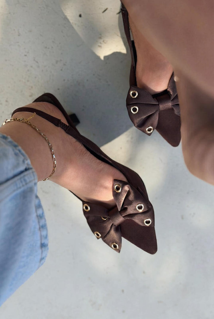 Delvonis Stiletto Acıkahve Saten Fiyonk Detaylı - ILOVESHOES