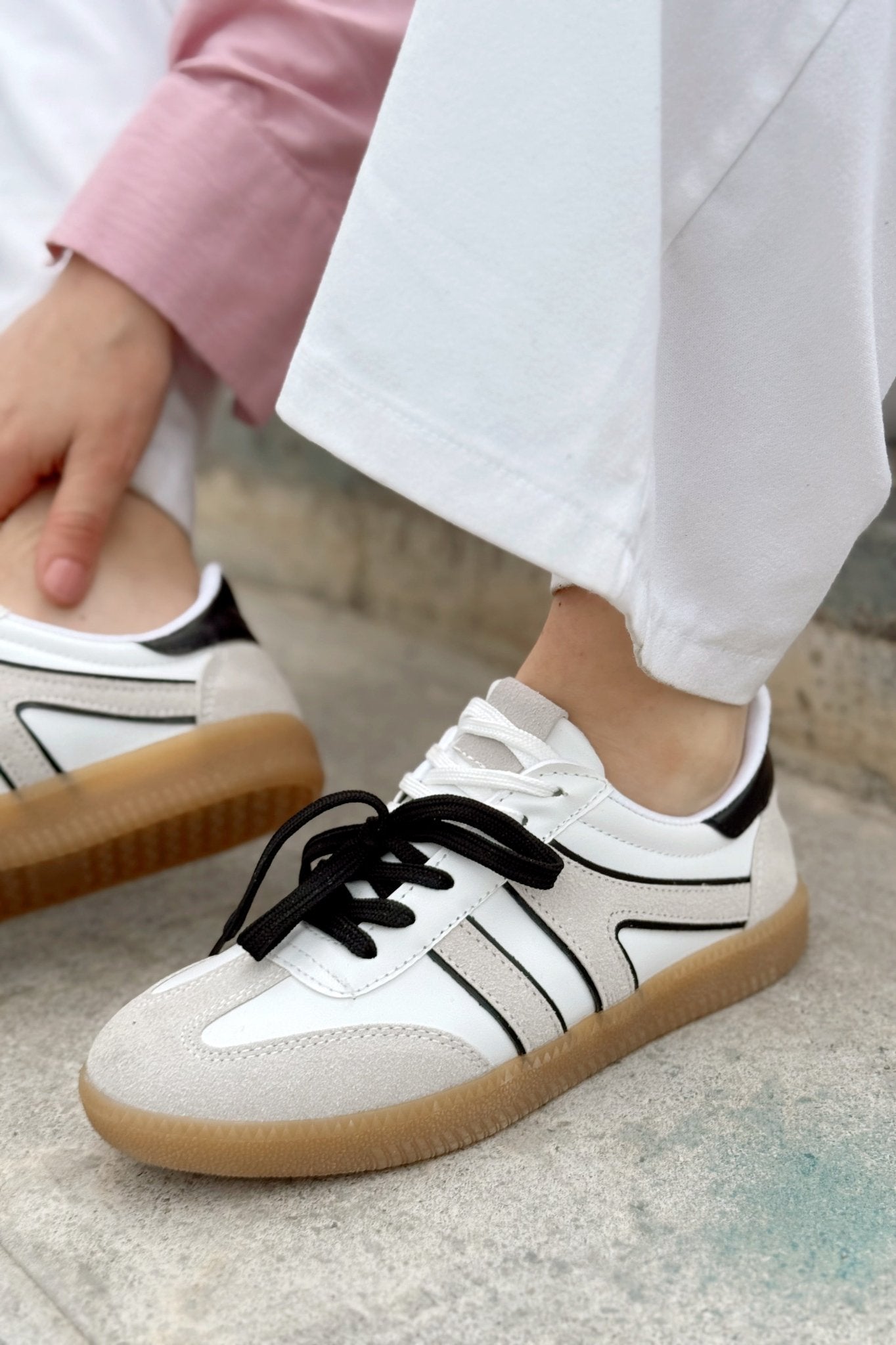 Ulisya Beyaz Termo Taban Günlük Kadın Spor Ayakkabı - ILOVESHOES Türkiye