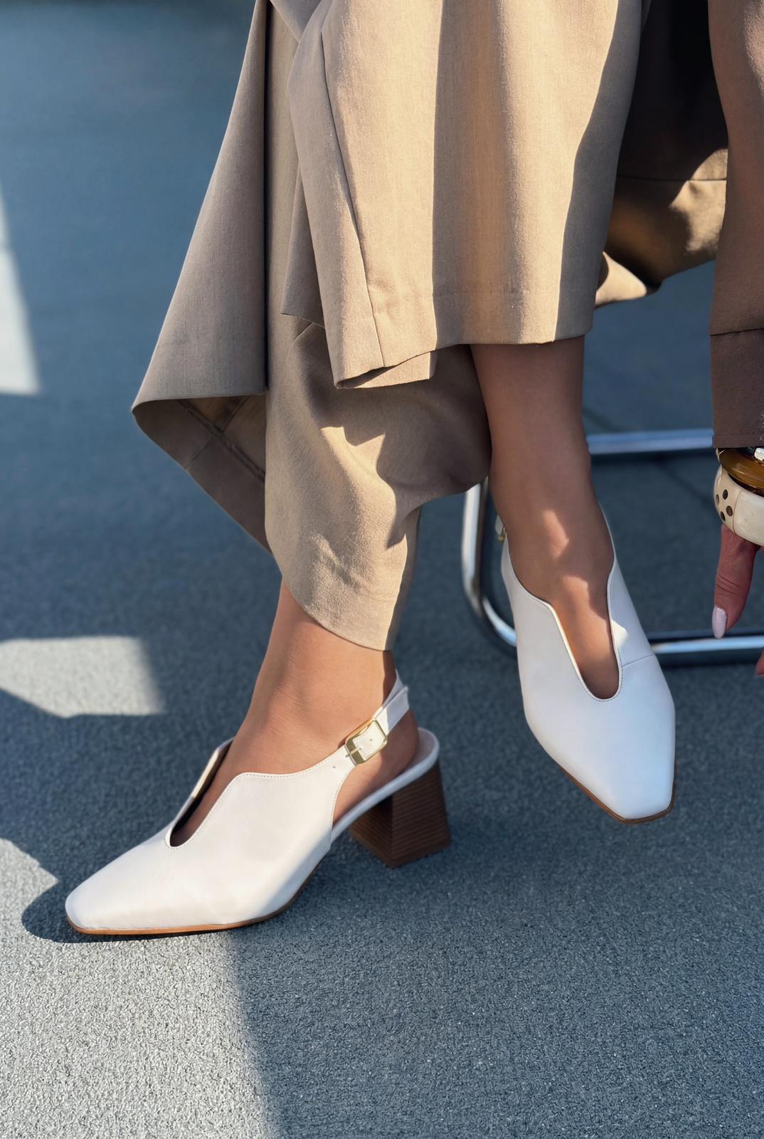 Pelora Beyaz Mat Deri Kadın Topuklu Ayakkabı - ILOVESHOES