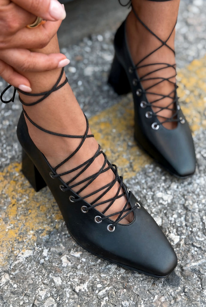 Temora Topuklu Ayakkabı Siyah Mat Deri - ILOVESHOES