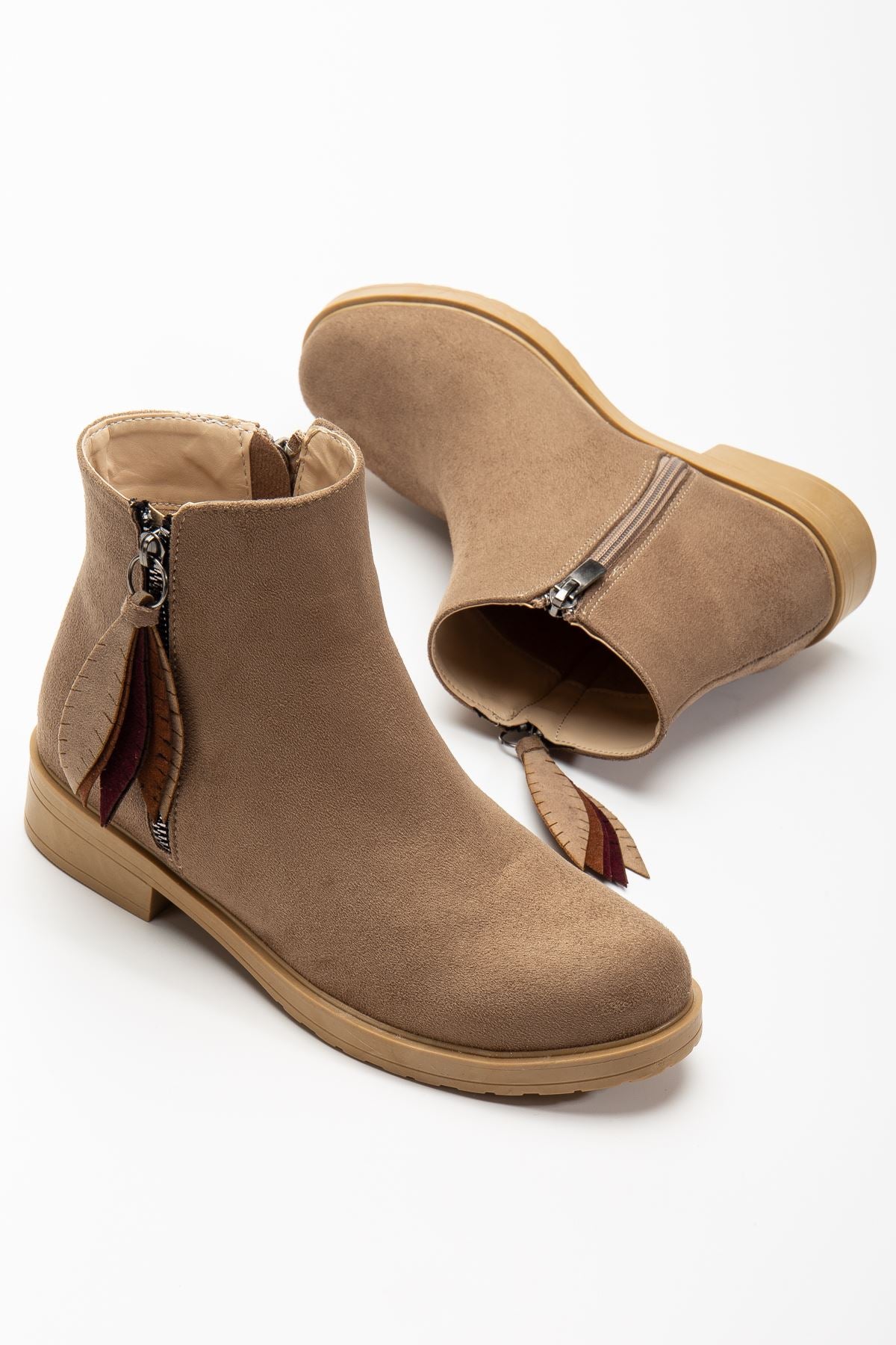 Vaison Kadın Düz Bot Camel Süet Charmlı - ILOVESHOES