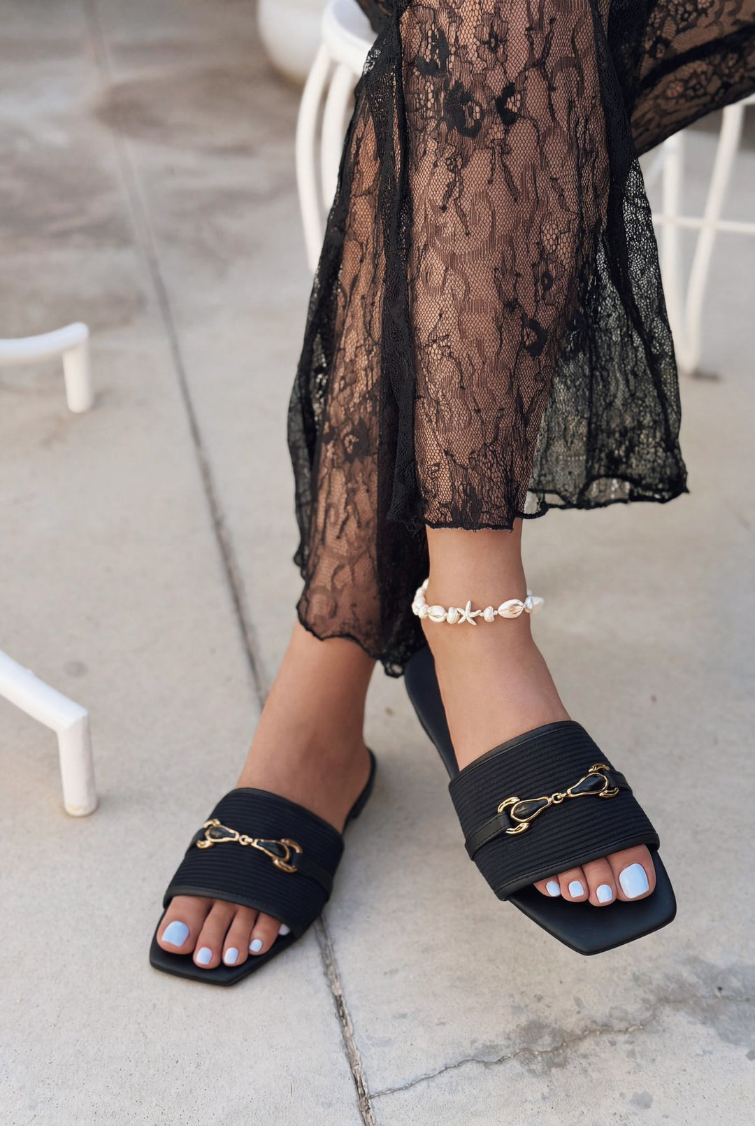 Velviro Siyah Mat Deri Kadın Terlik - ILOVESHOES