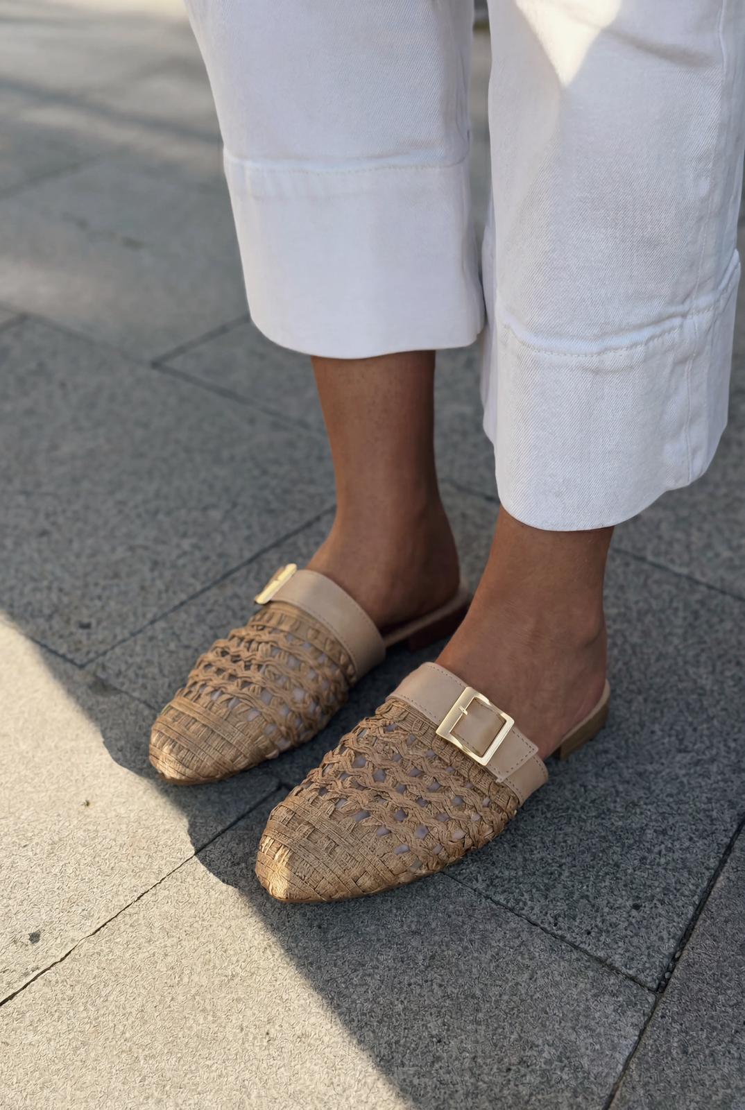 Bravon Kadın Terlik Bej Mat Deri - ILOVESHOES