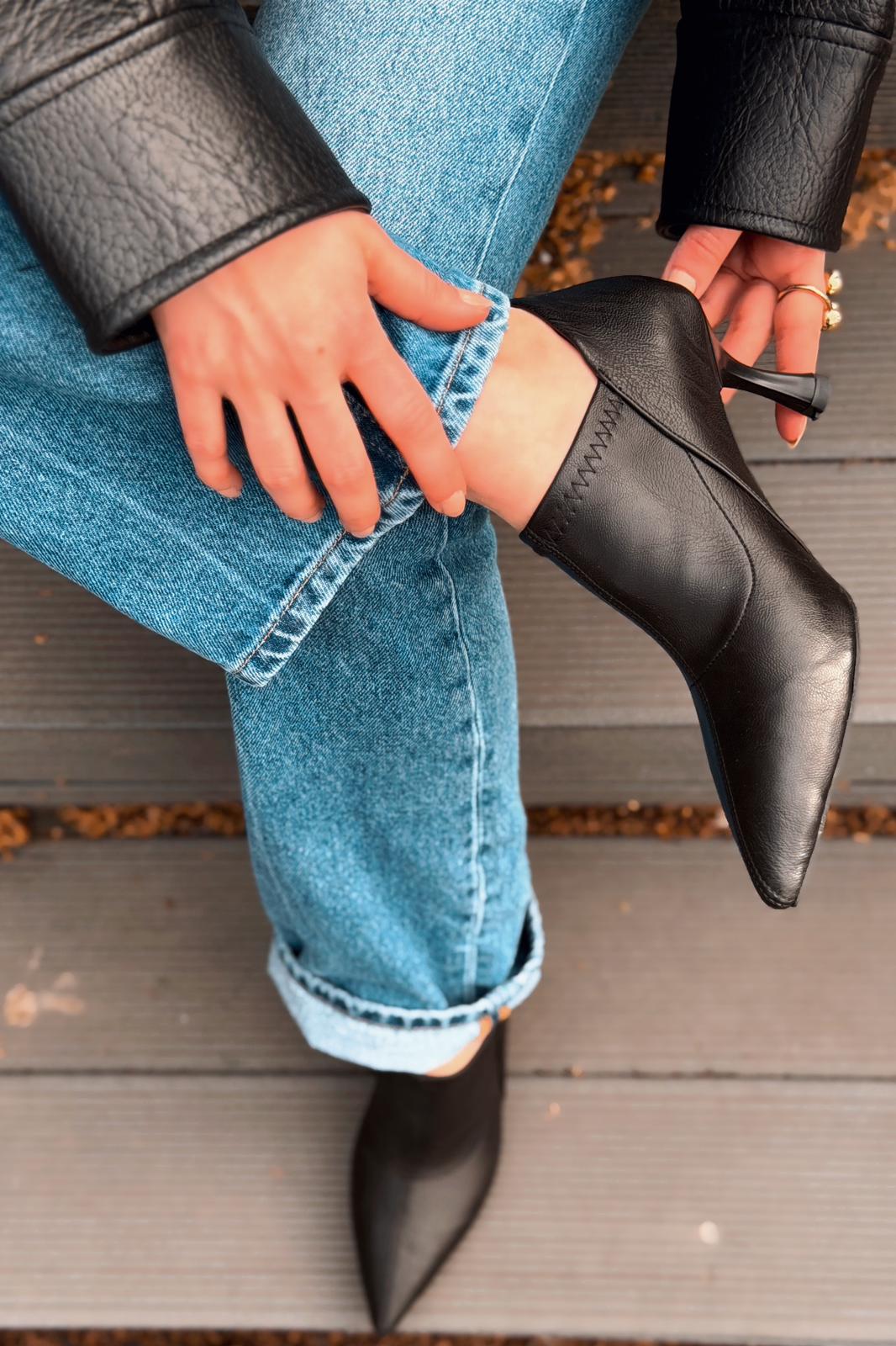 Olia Topuklu Ayakkabı Siyah Mat Deri - ILOVESHOES