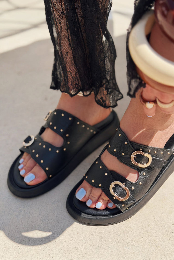 Roveno Siyah Mat Deri Kadın Terlik - ILOVESHOES