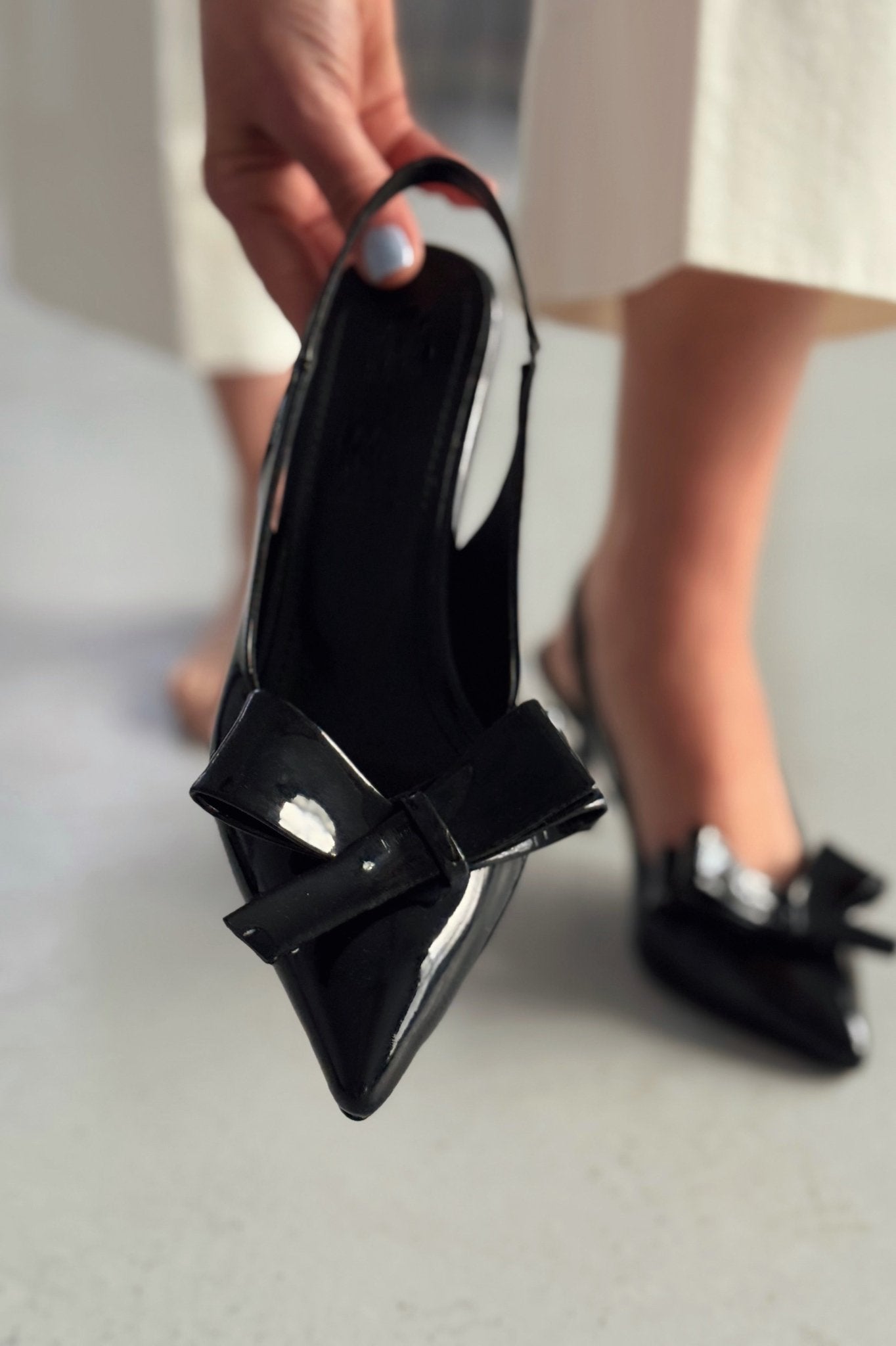 Valene Rugan Siyah Fiyonk Detaylı Topuklu Ayakkabı - ILOVESHOES