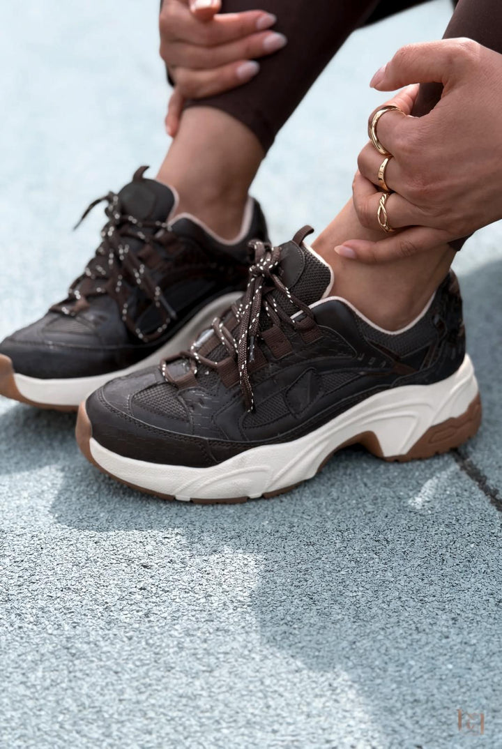 Norser Hakiki Deri Kadın Spor Ayakkabı Acıkahve - ILOVESHOES