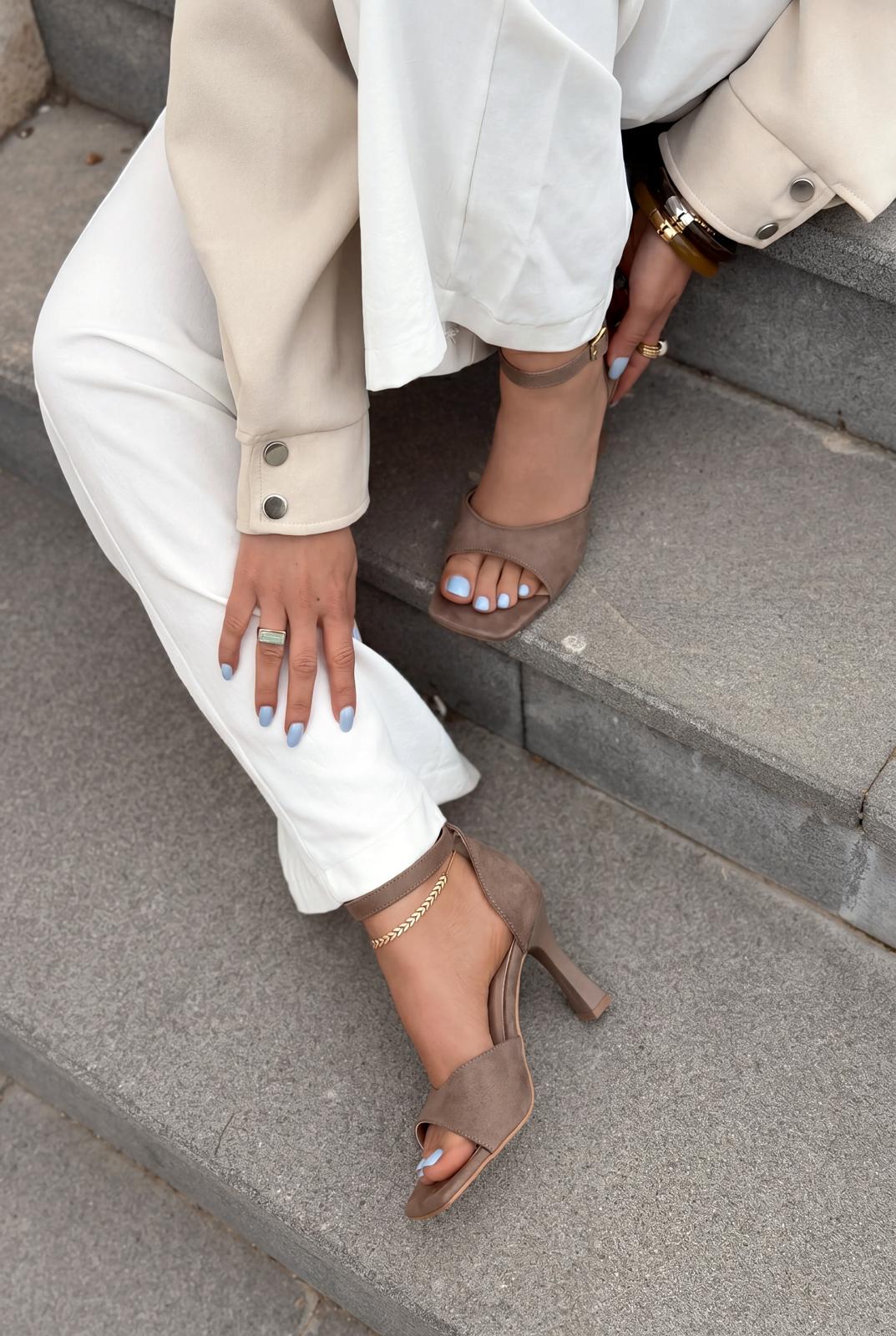 Arnel Vizon Süet Kadın Topuklu Sandalet - ILOVESHOES