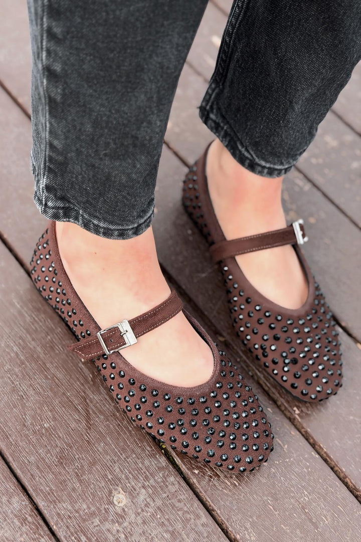 Orion Kadın Babet Acıkahve Süet Taş Detaylı - ILOVESHOES