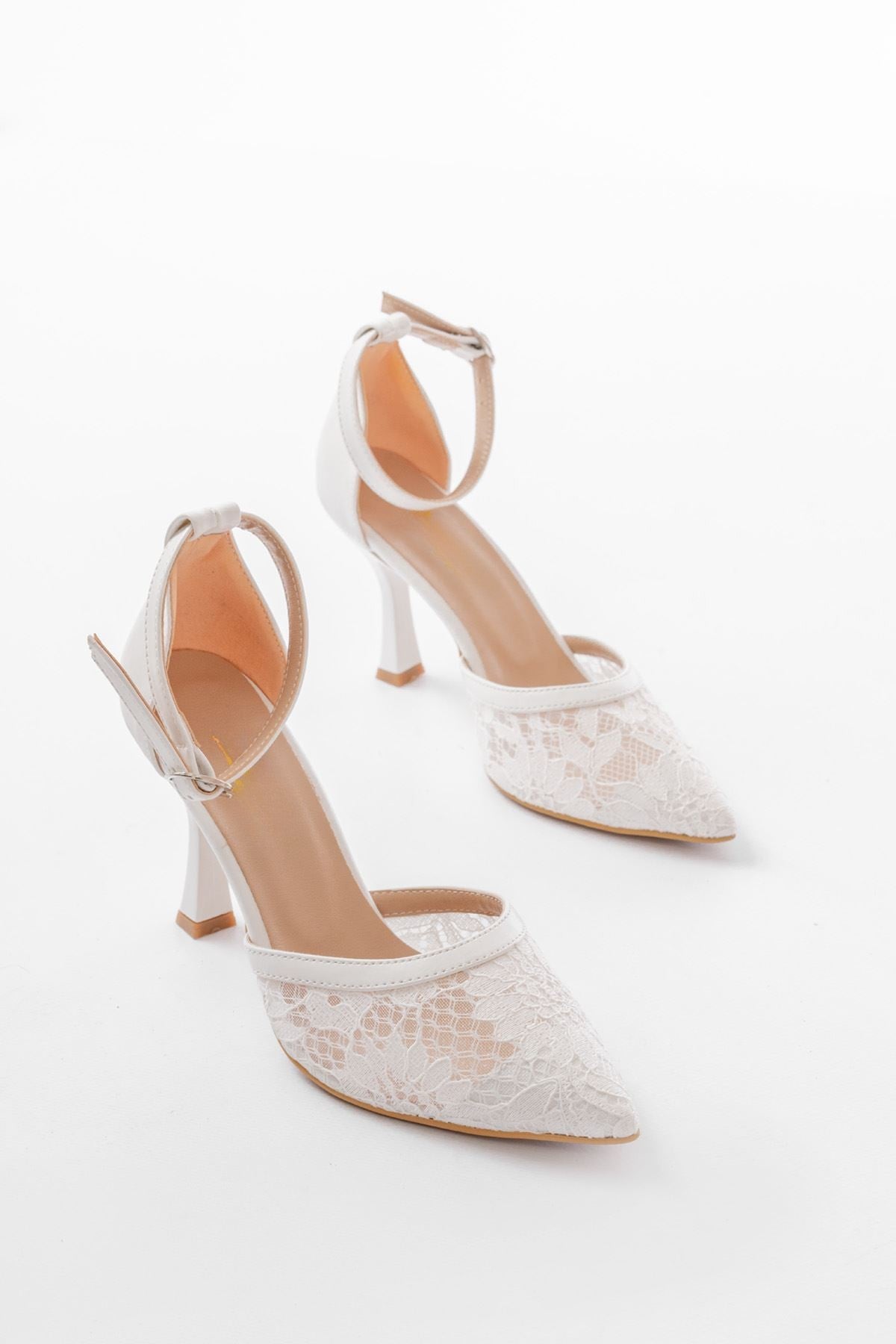 Vilsa Dantel Detaylı Beyaz Stiletto - ILOVESHOES