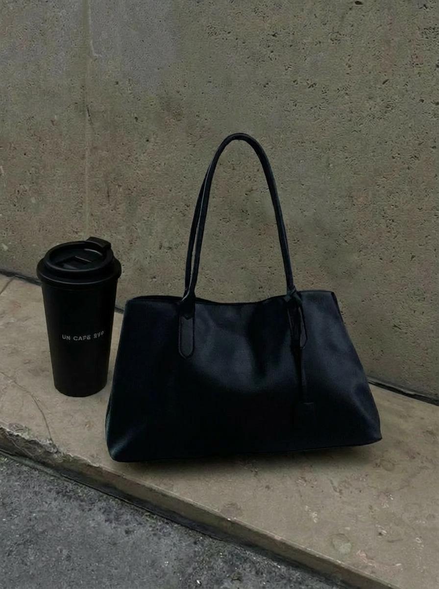 Delvyn Kadın Omuz Çantası Siyah Mat Deri - ILOVESHOES