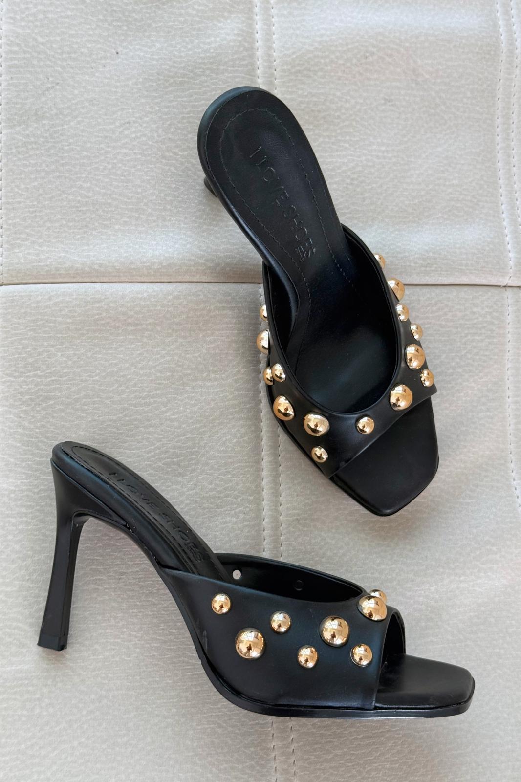 Vynola Mat Deri Trok Detaylı Kadın Terlik Siyah - ILOVESHOES