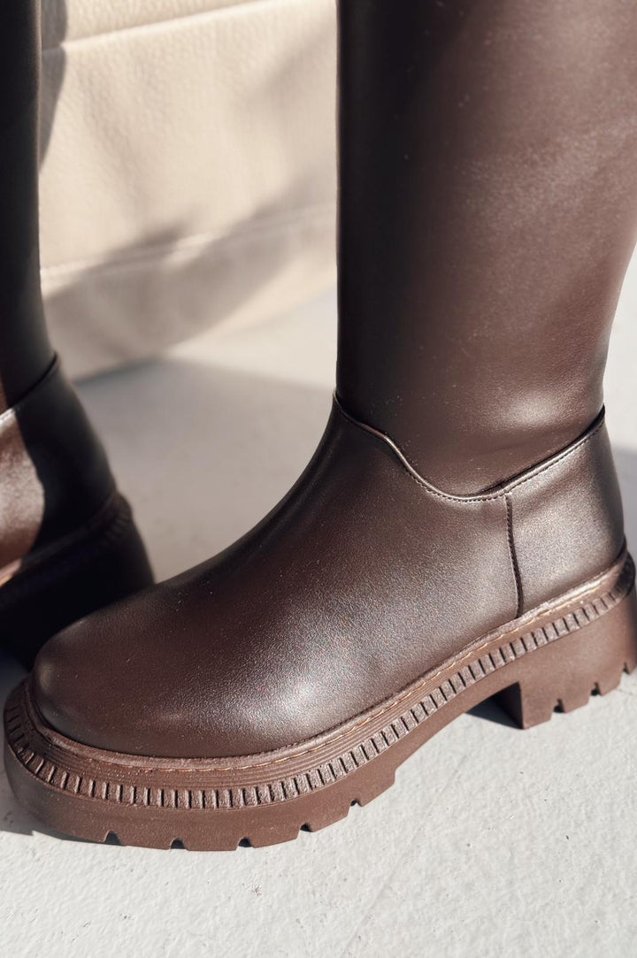 Vetra Kahverengi Fermuarlı Günlük Kadın Çizme - ILOVESHOES