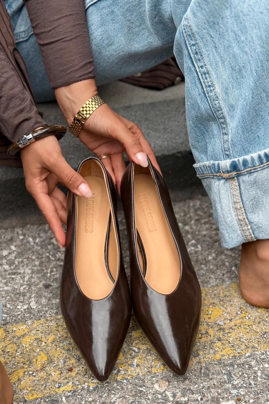 Seranis Hakiki Deri Stiletto Acıkahve Kırışık Rugan - ILOVESHOES