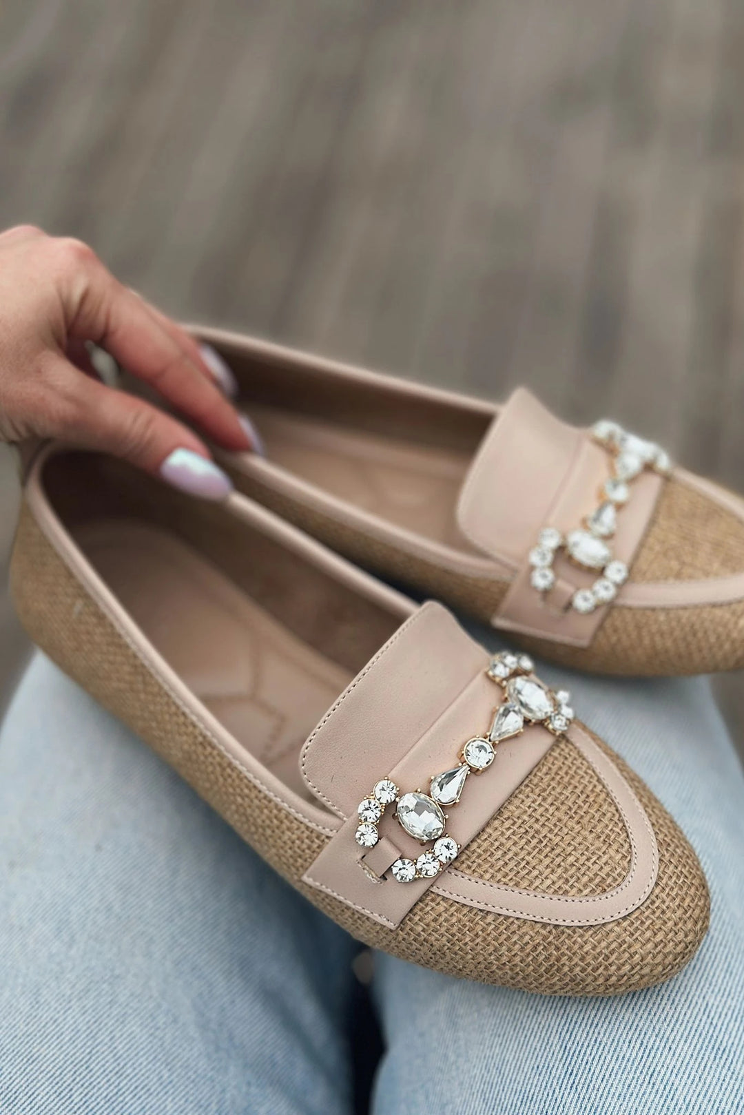 Pore Hasır Taş Detaylı Kadın Loafer Bej - ILOVESHOES
