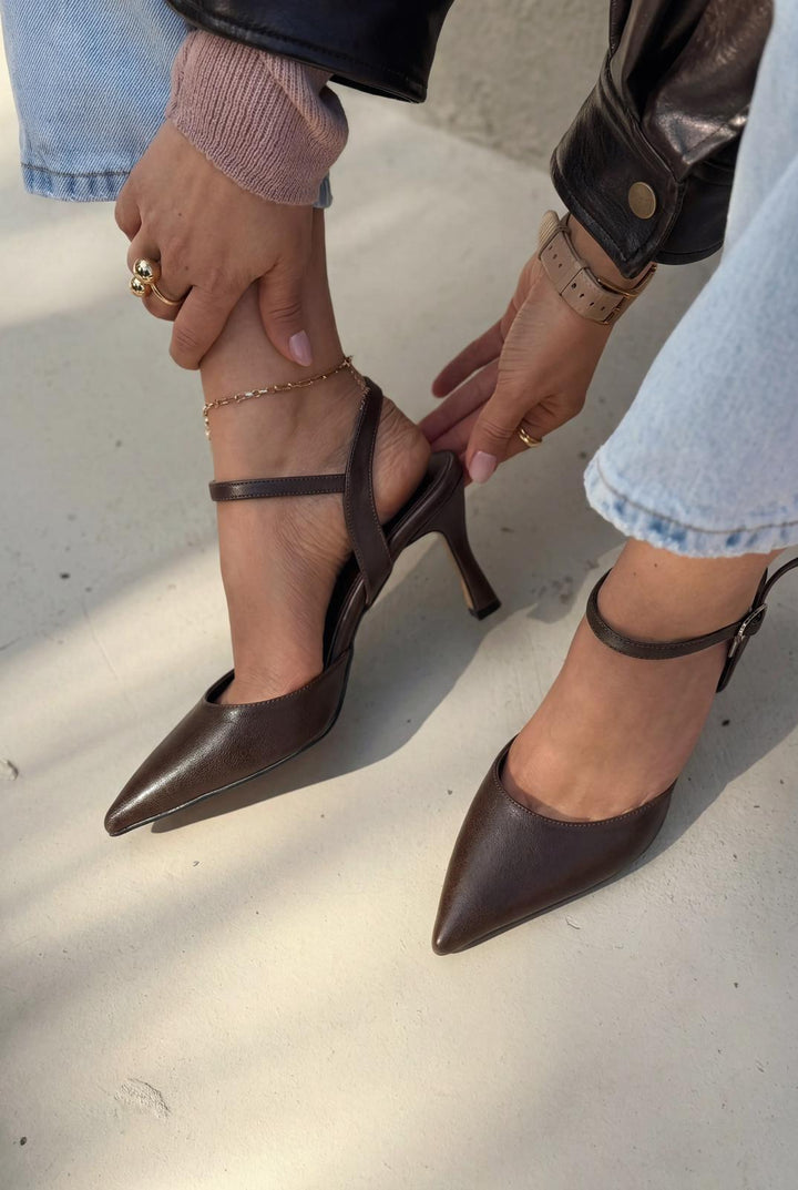 Beloria Stiletto Acıkahve Mat Deri - ILOVESHOES