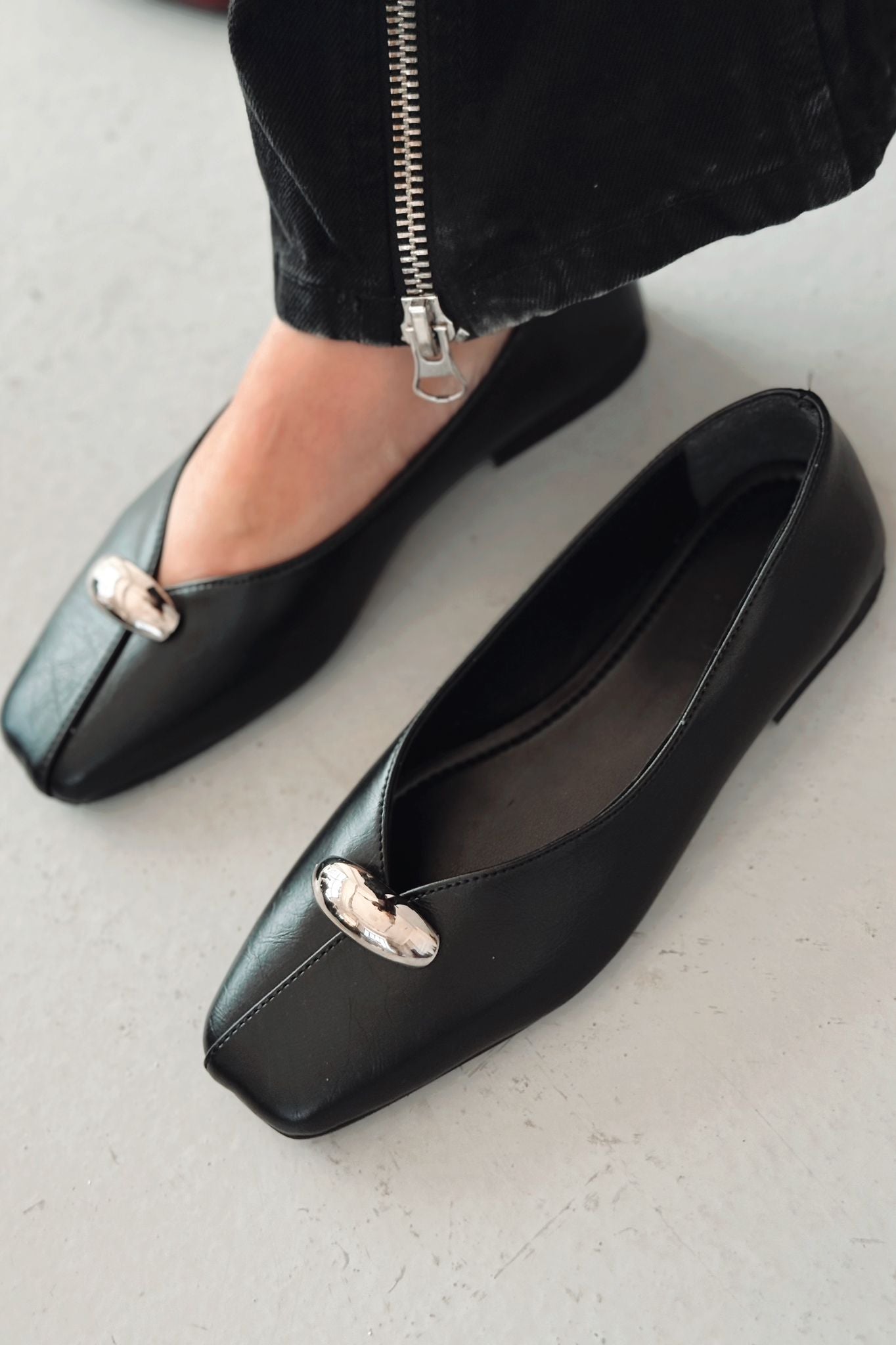 Tormel Kadın Babet Siyah Mat Deri - ILOVESHOES
