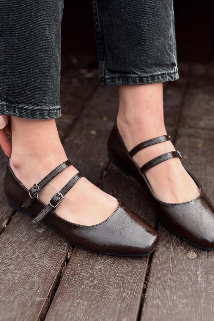 Relora Kadın Babet Acıkahve Kırışık Rugan - ILOVESHOES