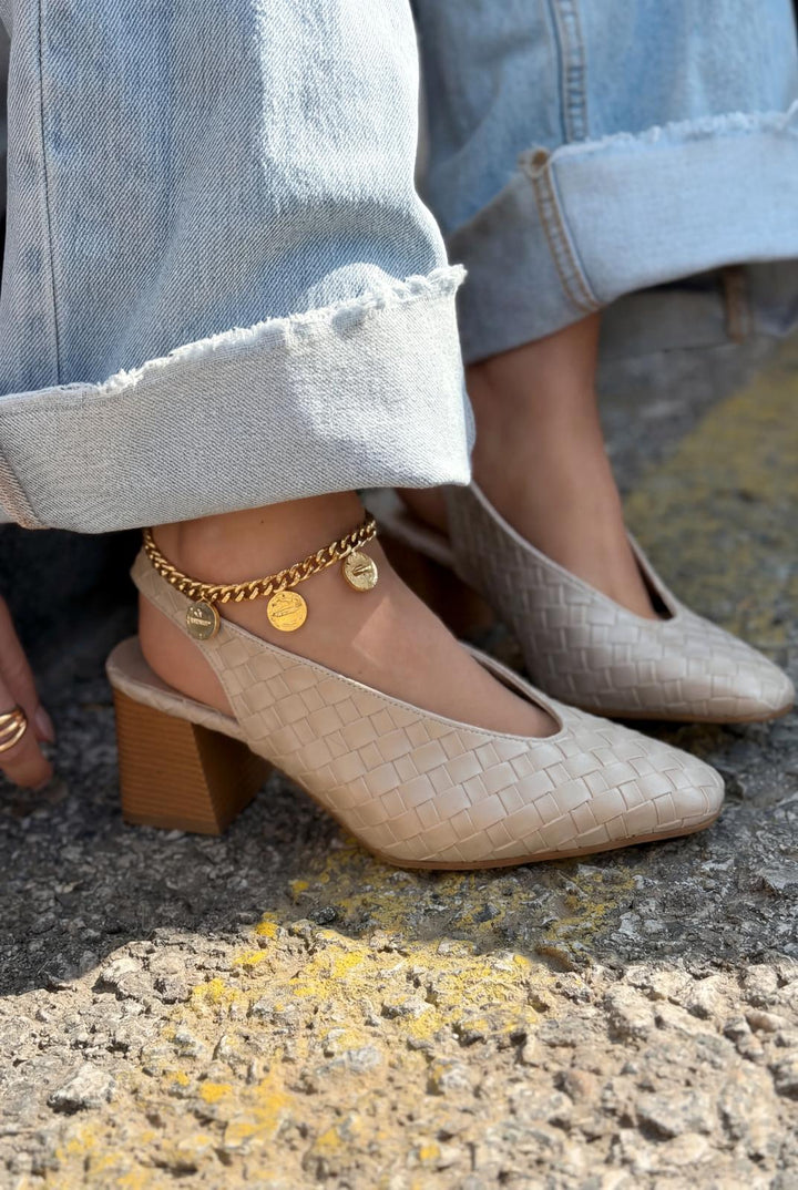 Meladina Topuklu Ayakkabı Bej Mat Deri Örgü Desenli - ILOVESHOES