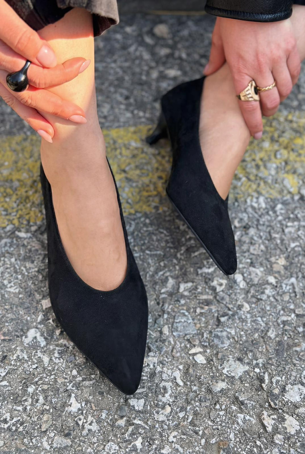 Seranis Stiletto Siyah Süet - ILOVESHOES