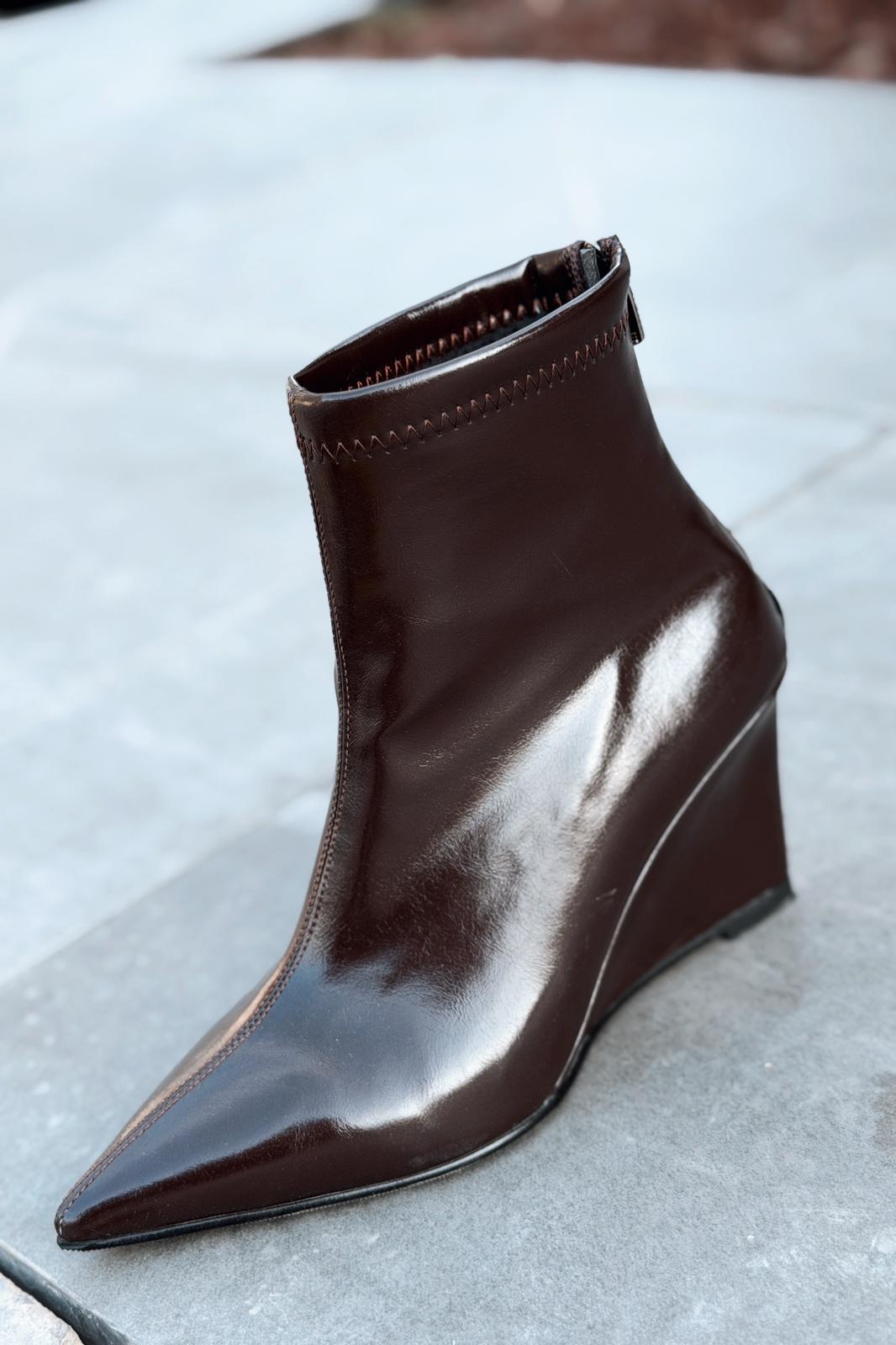 Valoti Kadın Dolgu Topuklu Bot Acıkahve Mat Deri - ILOVESHOES