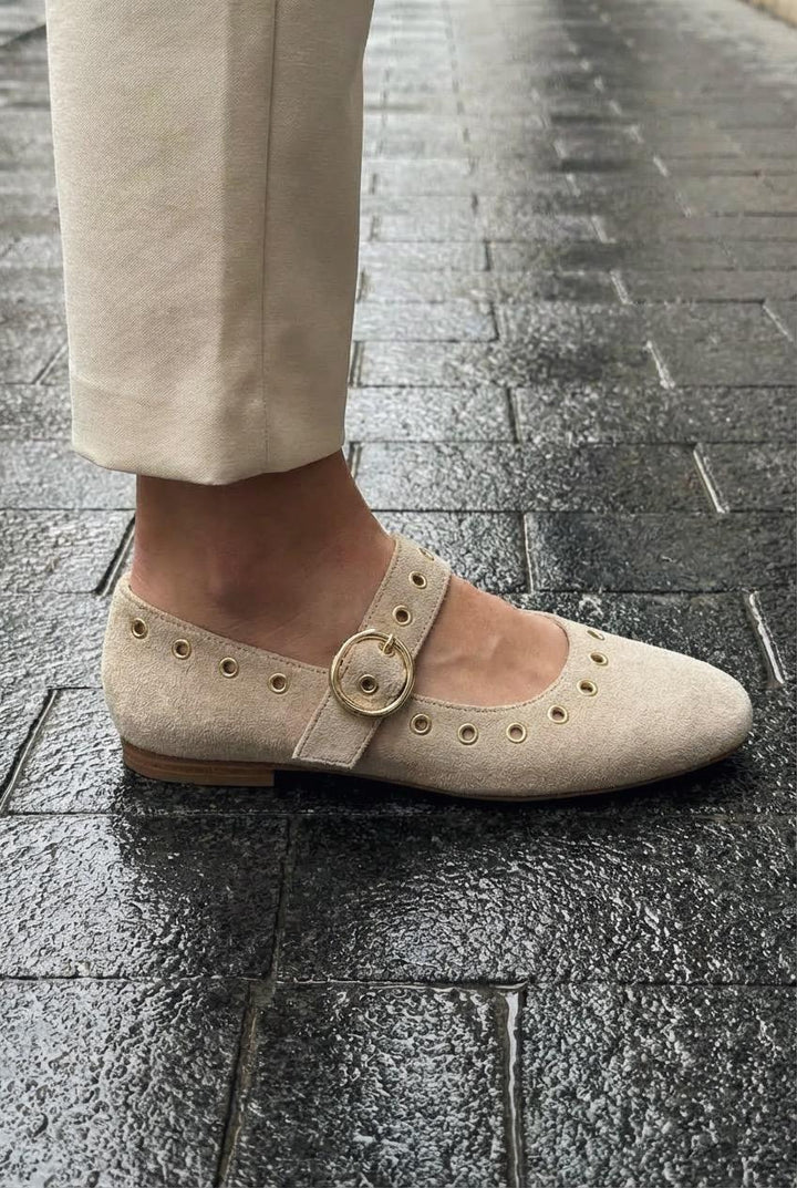 Dorin Kadın Babet Bej Süet Zımba Detaylı - ILOVESHOES