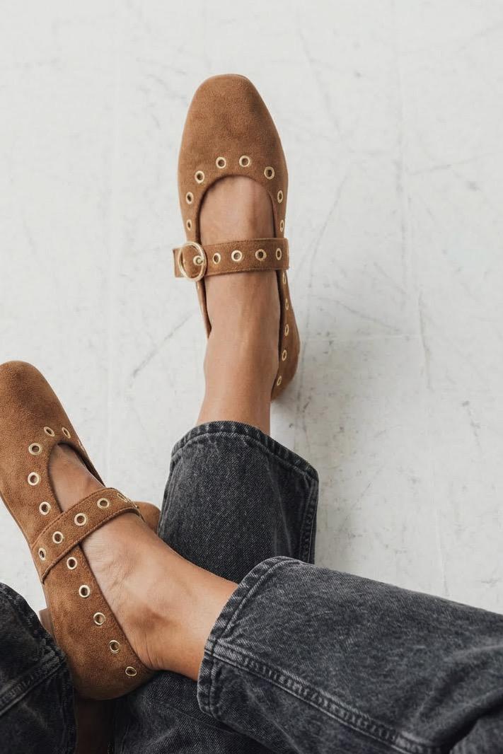 Dorin Kadın Babet Taba Süet Zımba Detaylı - ILOVESHOES