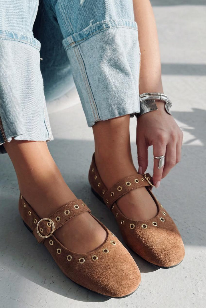 Dorin Kadın Babet Taba Süet Zımba Detaylı - ILOVESHOES