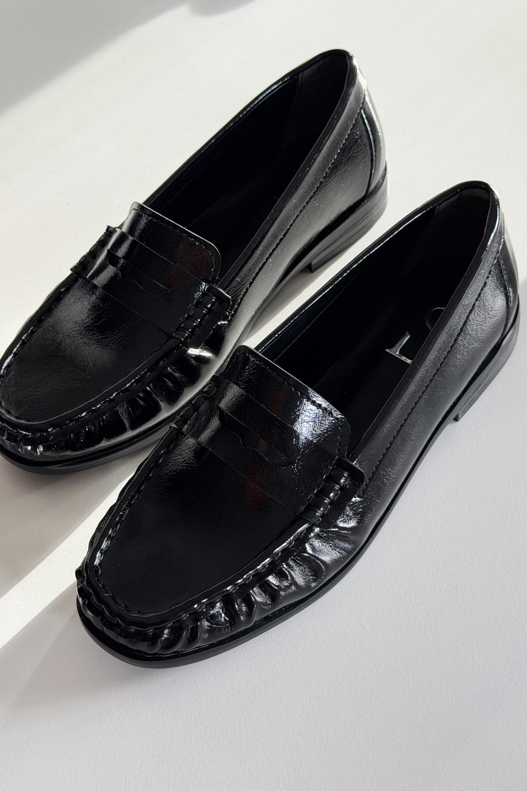 Marcel Kadın Loafer Siyah Kırışık Rugan - ILOVESHOES