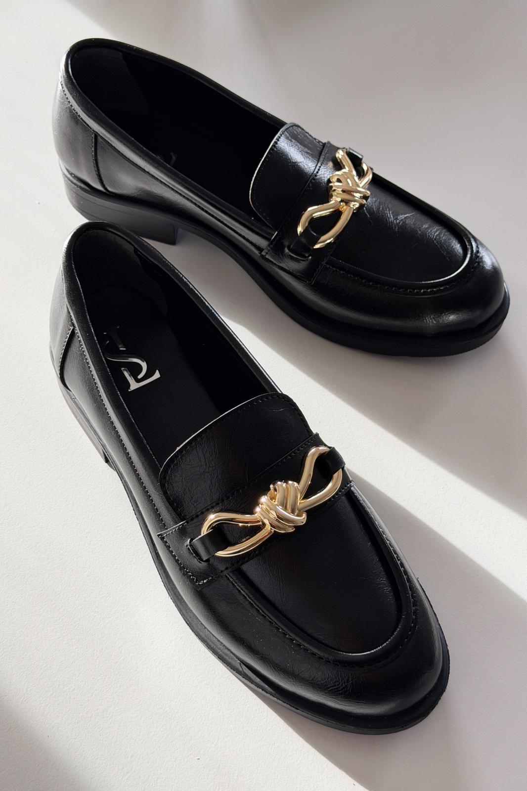 Norel Kadın Loafer Siyah Mat Deri Fiyonk Detaylı - ILOVESHOES