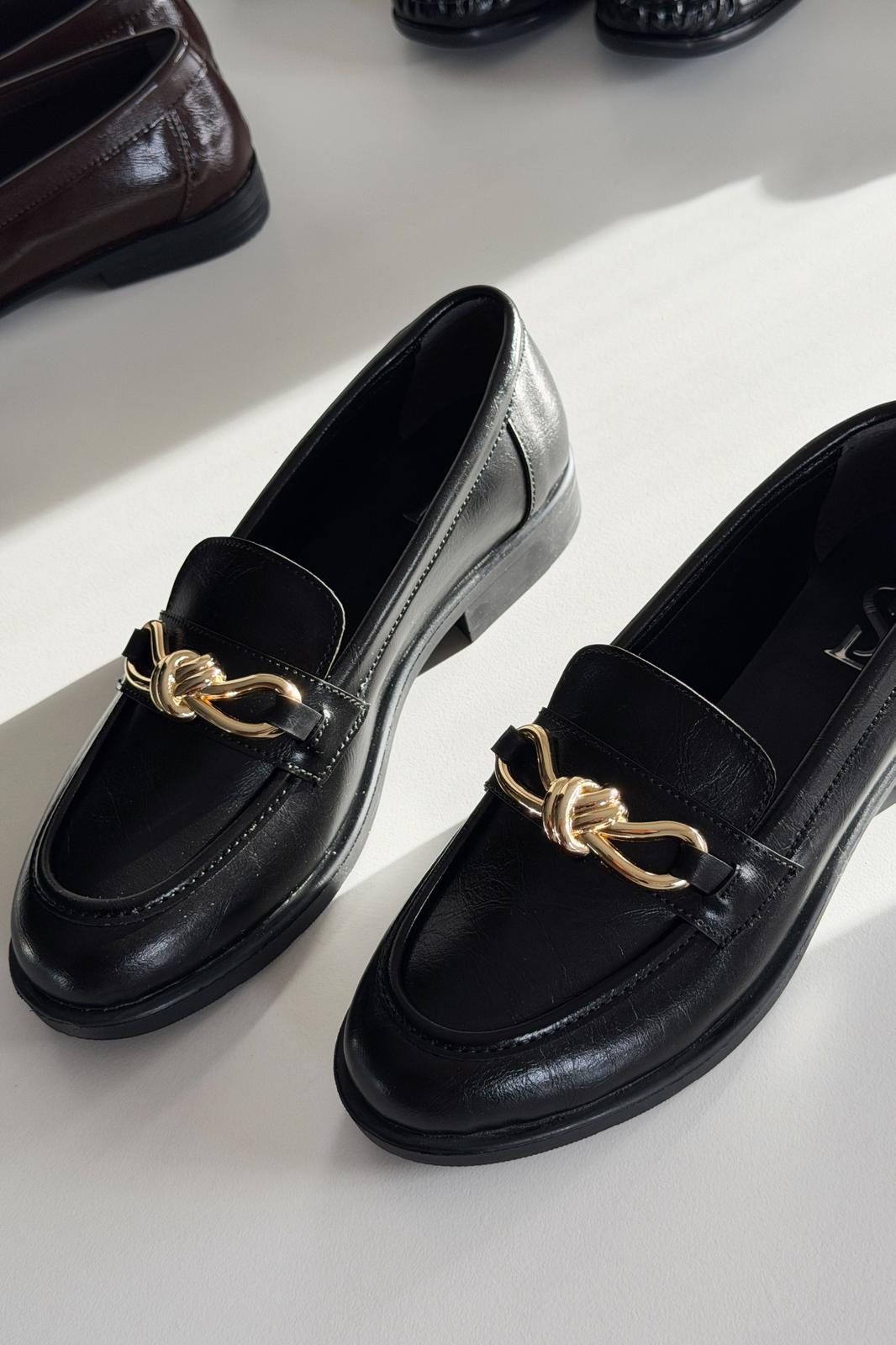 Norel Kadın Loafer Siyah Mat Deri Fiyonk Detaylı - ILOVESHOES