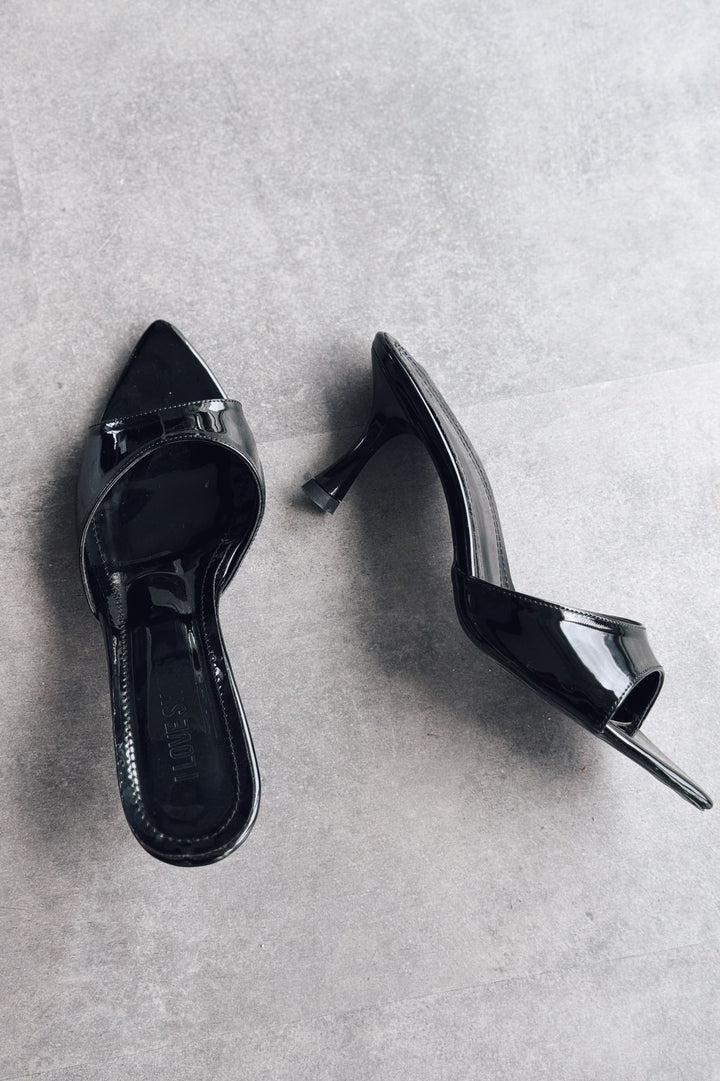 Yonspe Siyah Rugan Kadın Topuklu Terlik - ILOVESHOES