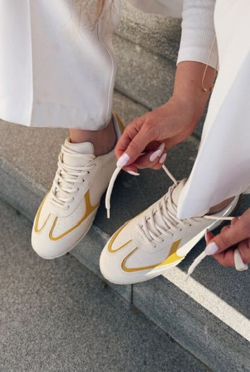 Rosven Sarı Mat Deri Kadın Spor Ayakkabı - ILOVESHOES