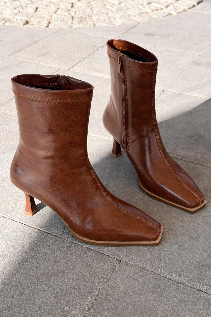 Alderie Kadın Topuklu Bot Taba Mat Deri