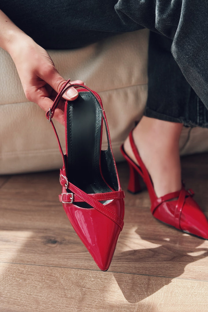 Jolira Rugan Bordo Toka Detaylı Stiletto