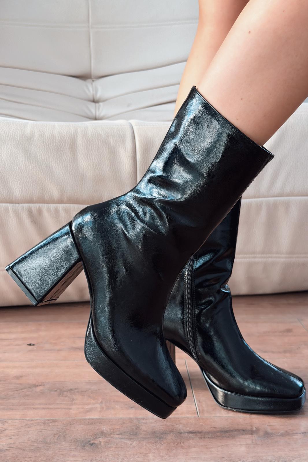 Polinca Kırışık Rugan Platform Topuklu Siyah Kadın Bot - ILOVESHOES