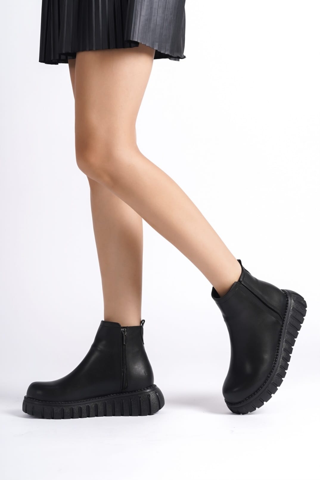 Velarise Kadın Bot Siyah Mat Deri - ILOVESHOES