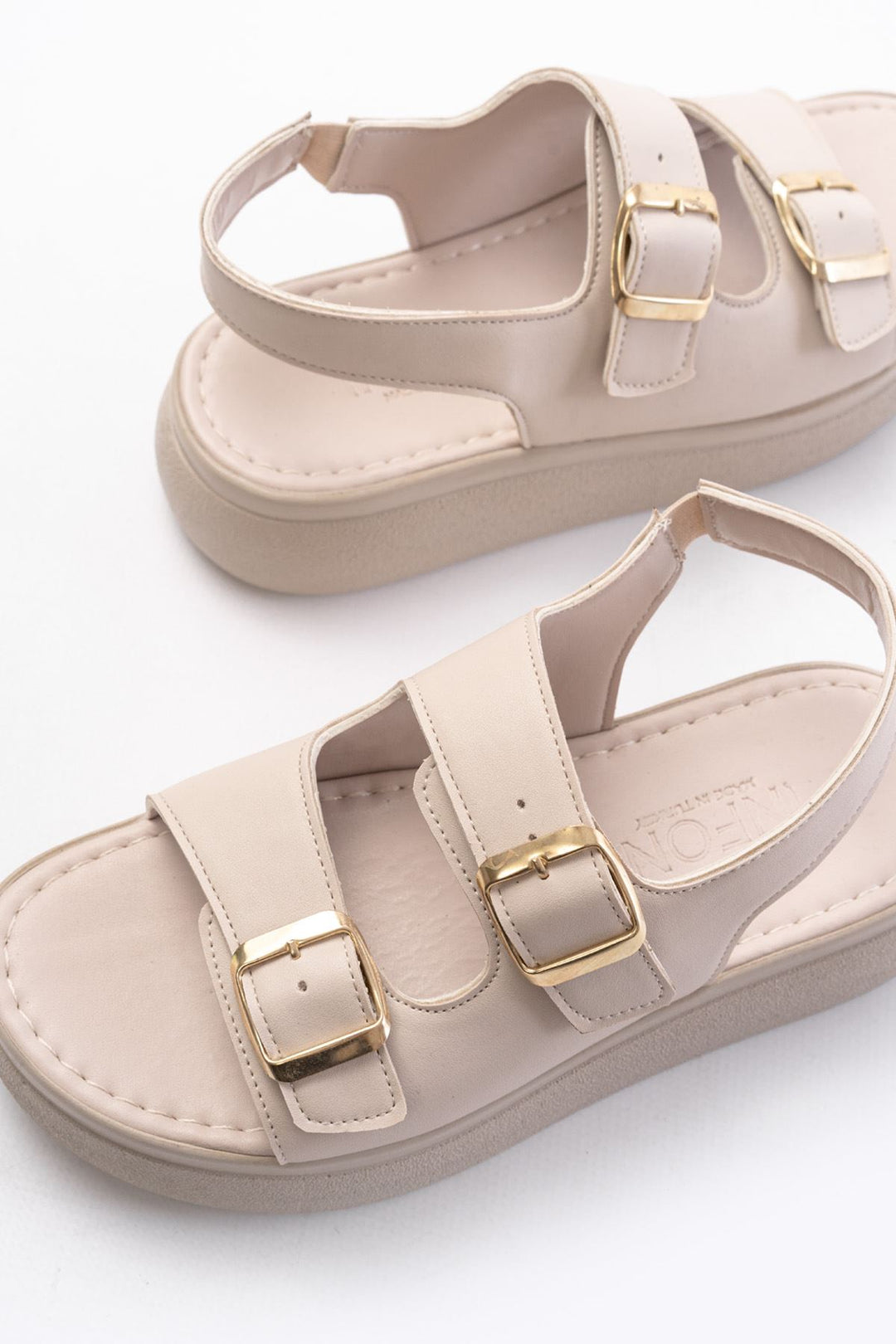 Lirona Mat Deri Bej Toka Detaylı Kadın Sandalet - ILOVESHOES