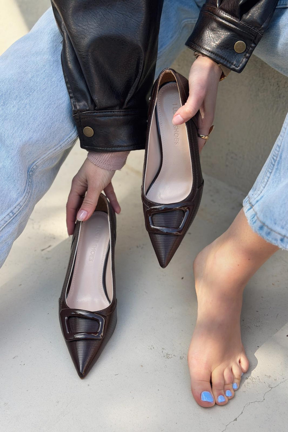 Finrel Stiletto Acıkahve Rugan Toka Detaylı - ILOVESHOES