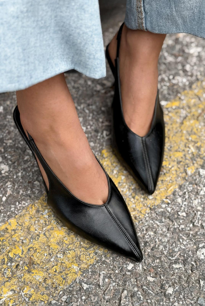 Navore Siyah Kırışık Deri Kadın Stiletto - ILOVESHOES