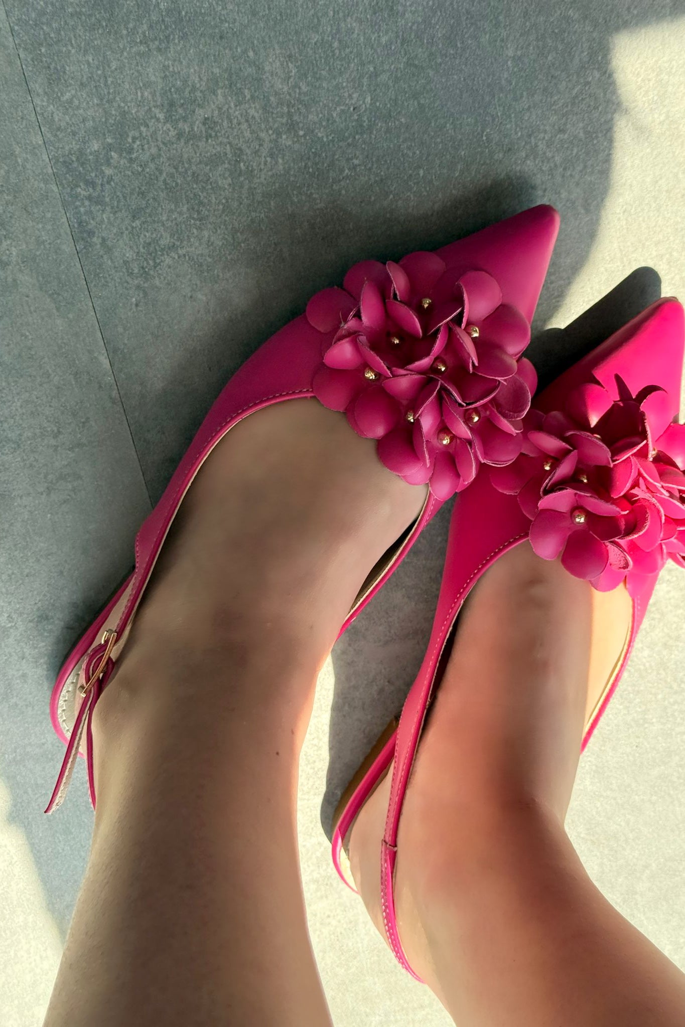 Lavexso Mat Deri Çiçek Detaylı Kadın Babet Fuşya - ILOVESHOES