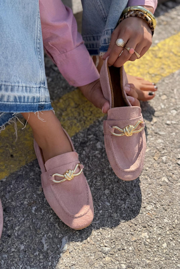 Avelis Kadın Loafer Pudra Süet Fiyonk Detaylı - ILOVESHOES