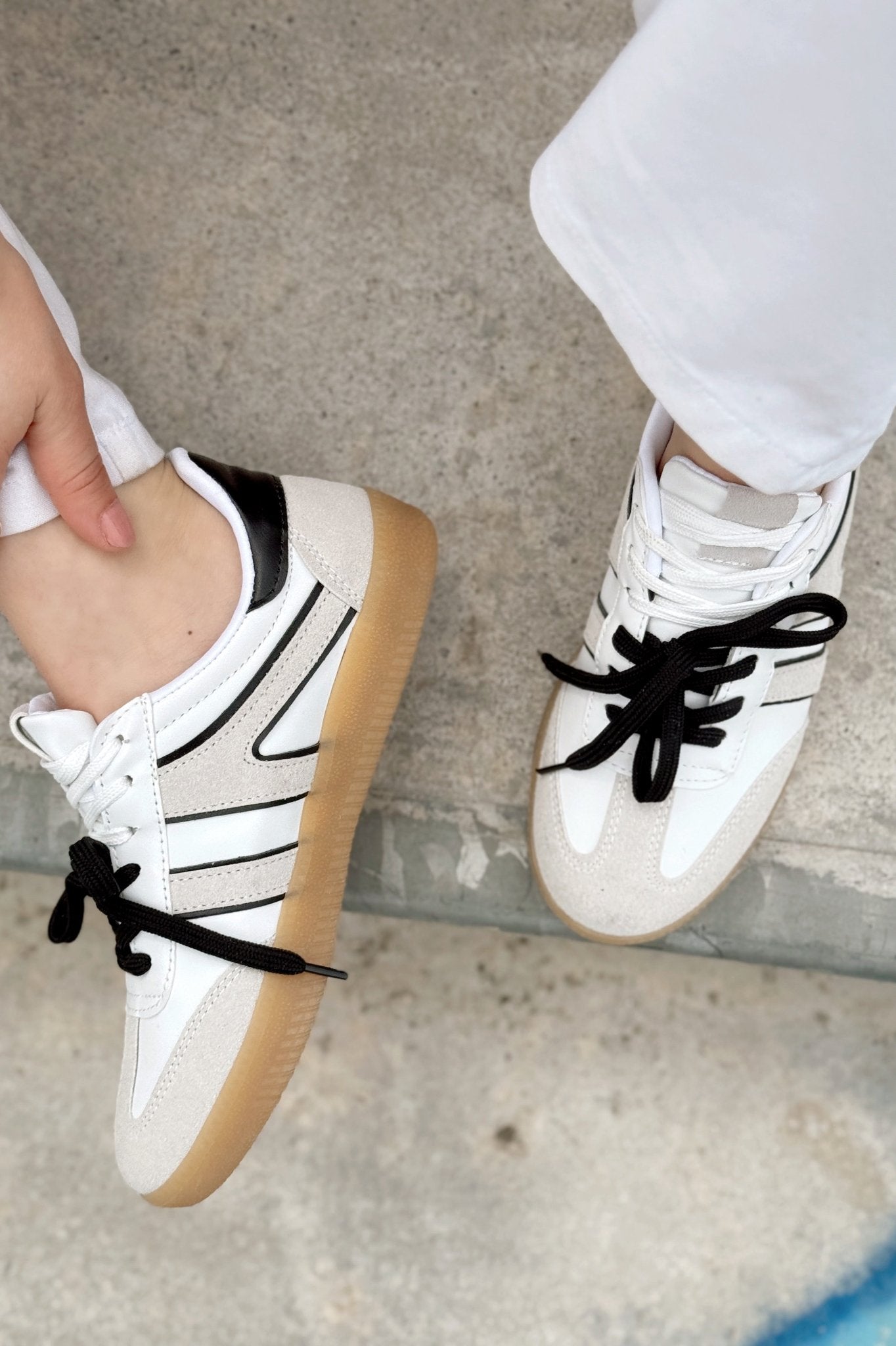 Ulisya Beyaz Termo Taban Günlük Kadın Spor Ayakkabı - ILOVESHOES Türkiye