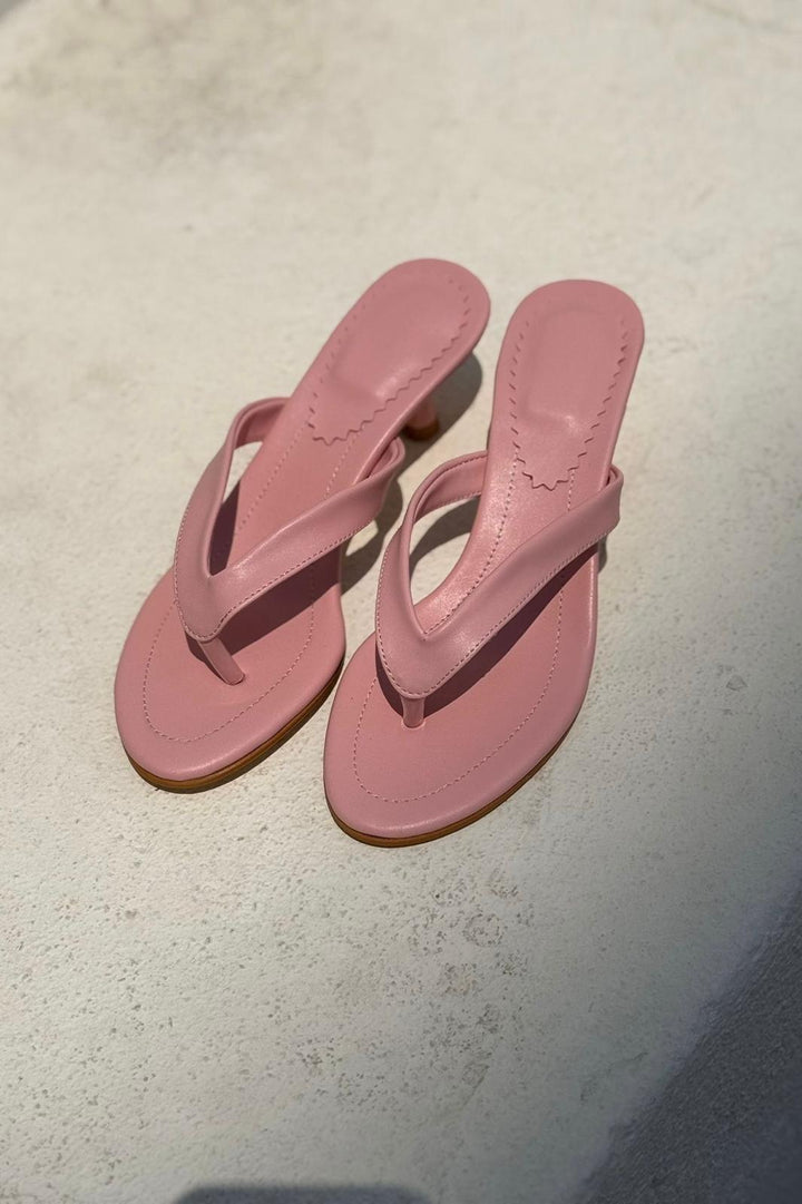 Ponya Mat Deri Pembe Parmak Arası Topuklu Terlik - ILOVESHOES
