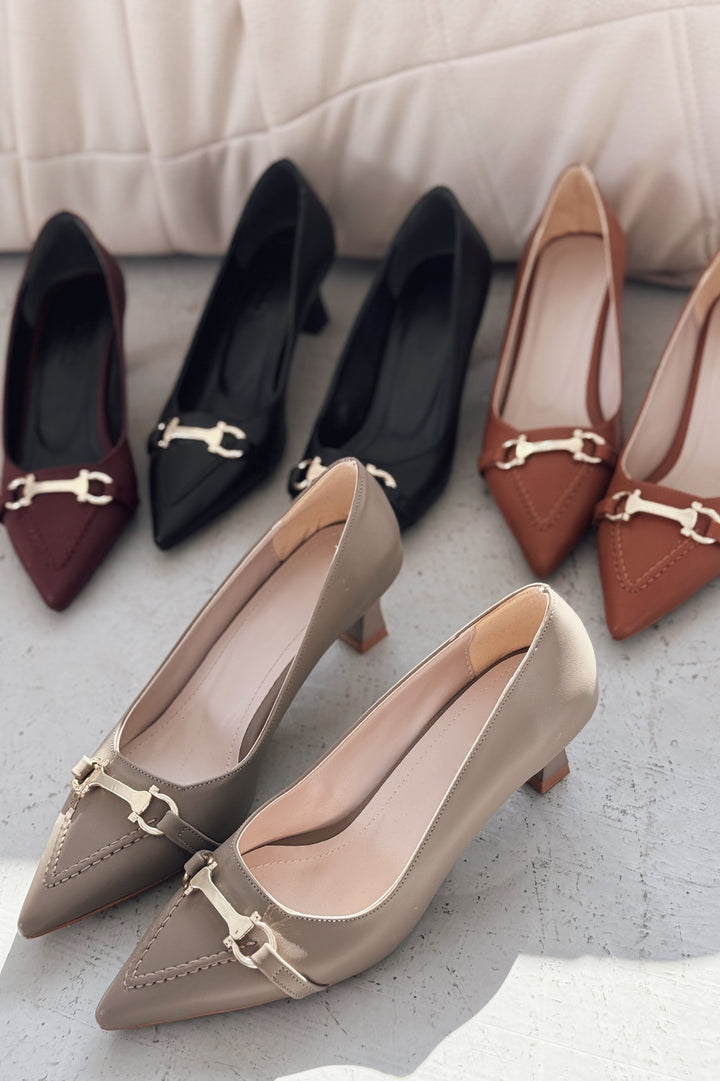 Maris Mat Deri Haki Toka Detaylı Stiletto