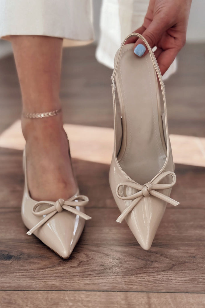 Avalis Rugan Nude Fiyonk Detaylı Topuklu Kadın Ayakkabı - ILOVESHOES Türkiye