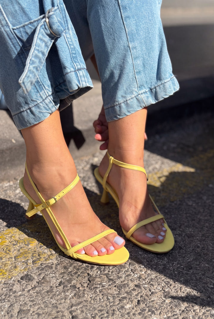 Danire Sarı Mat Deri Kadın Topuklu Sandalet - ILOVESHOES