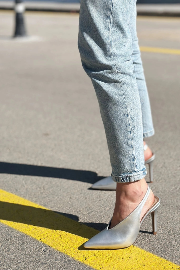 Cason Parlak Deri Yüksek Topuklu Stiletto Gümüş