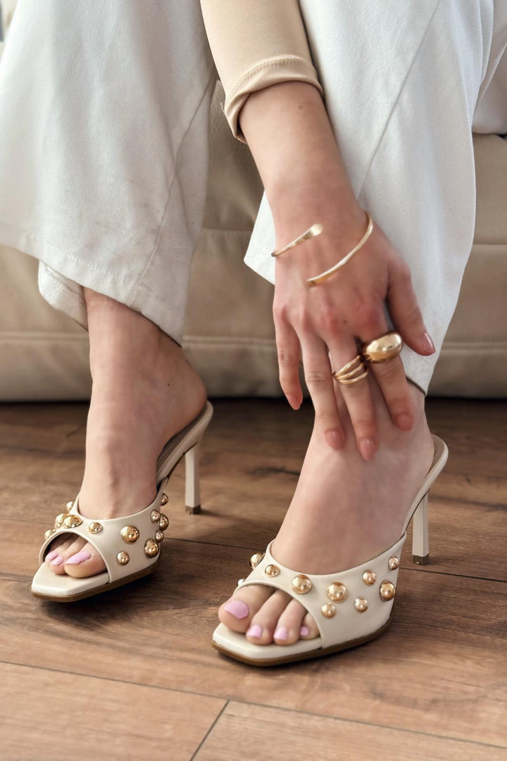 Vynola Mat Deri Trok Detaylı Kadın Terlik Bej - ILOVESHOES