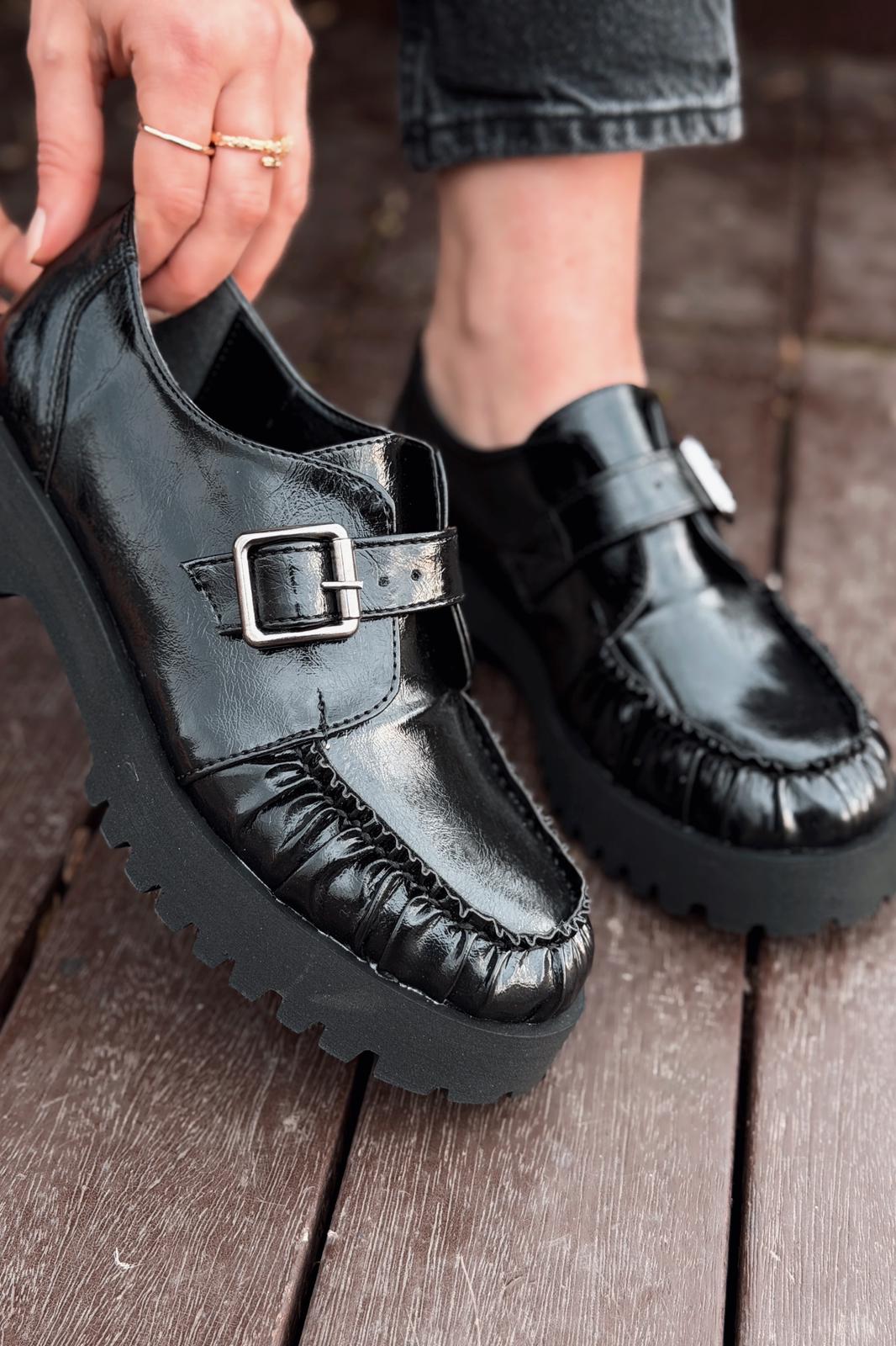 Telinor Kadın Loafer Siyah Kırışık Rugan - ILOVESHOES